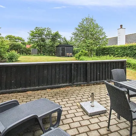 Siouxsie - 500m From The Sea By Interhome Feriehus